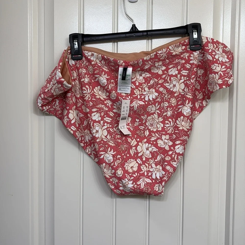 NWT J. Crew Tie-front bikini top and bottoms in tossed floral - Picture 6 of 8